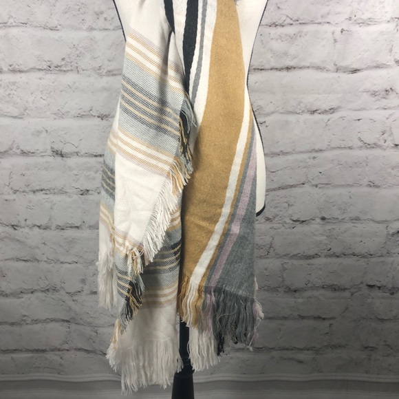 NWT Merona Blanket Scarf Sz OS - Picture 3 of 5